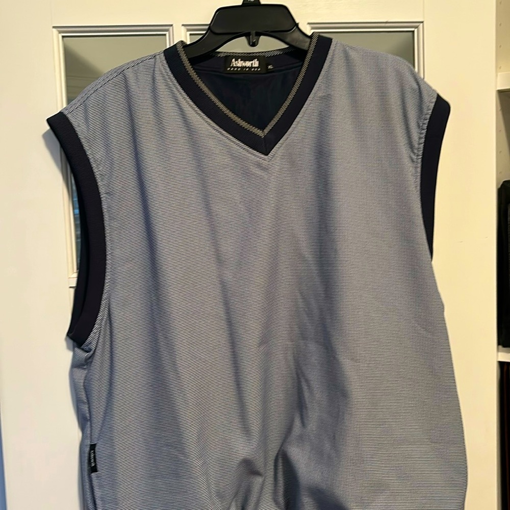 Men’s Ashworth Golf Vest Pullover Jacket XL EUC